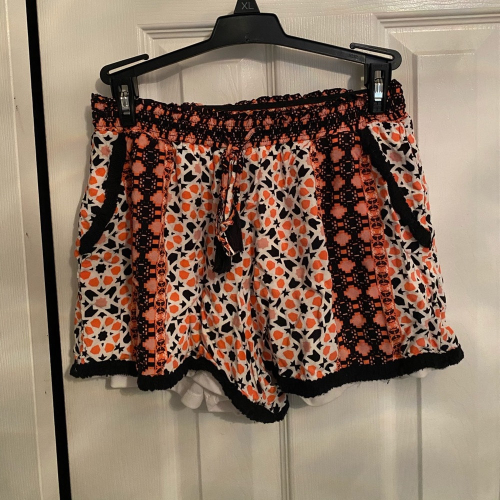 Women’s flowy shorts - Picture 1 of 1